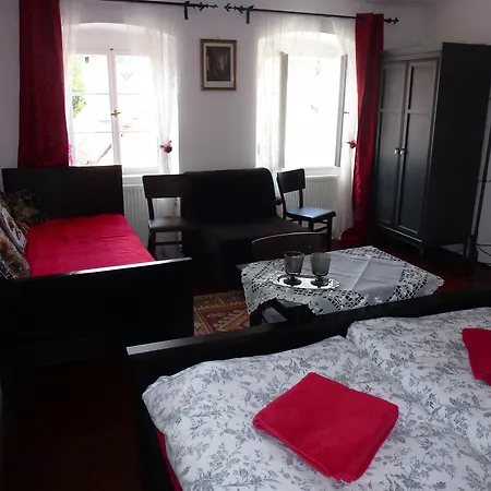 Tiffany Guest house 3*