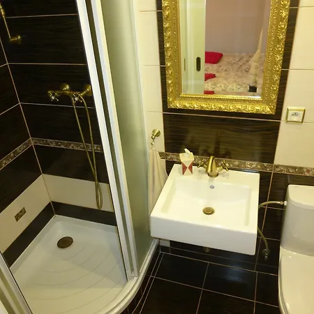 Tiffany Guest house 3*